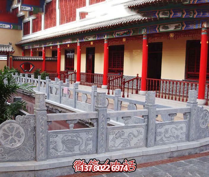 游覽大理，感受古老石欄桿的魅力