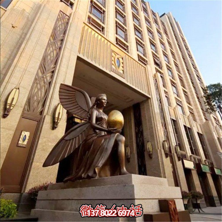 玻璃鋼仿銅西方女人物雕塑，為小區(qū)、寫字樓門前添彩